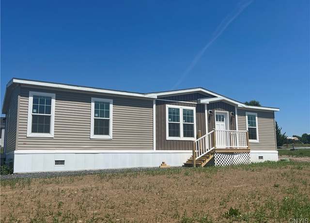 Property at 3 Blue Bird Ln, Springport, NY 13160, 3 beds, 2 baths