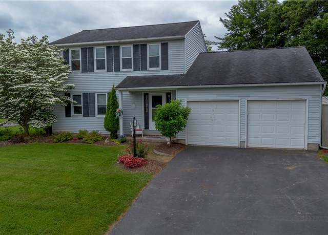 Property at 8401 Quadrant Ln, Clay, NY 13027, 3 beds, 1.5 baths