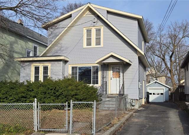 Property at 229 Woodbine Ave, Syracuse, NY 13206, 3 beds, 1.5 baths