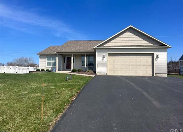 Property at 8690 Lavender Ln, Cicero, NY 13039, 4 beds, 2 baths