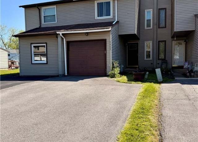 Property at 5452 Borgase Ln, Clay, NY 13041, 2 beds, 1.5 baths