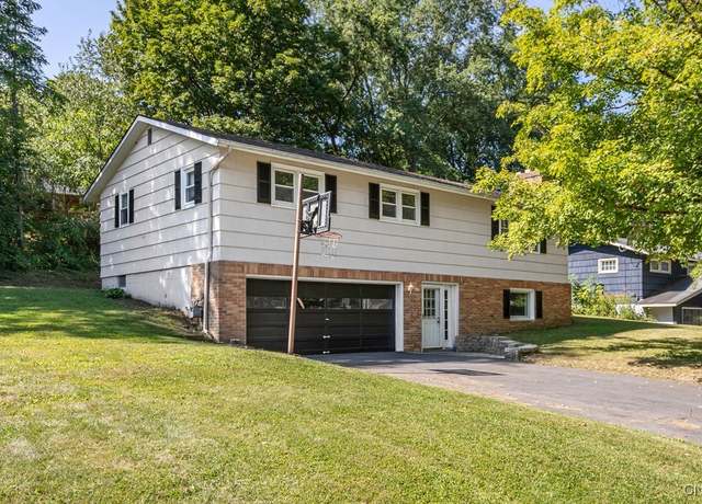 Property at 115 Margo Ln, Manlius, NY 13066, 4 beds, 2.5 baths