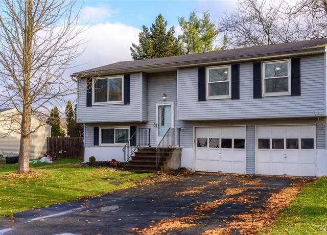 Property at 8066 Thurston Dr, Cicero, NY 13039, 3 beds, 1.5 baths