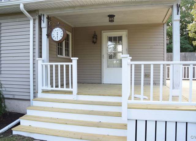 Property at 3239 W Seneca, Onondaga, NY 13215, 2 beds, 1 bath