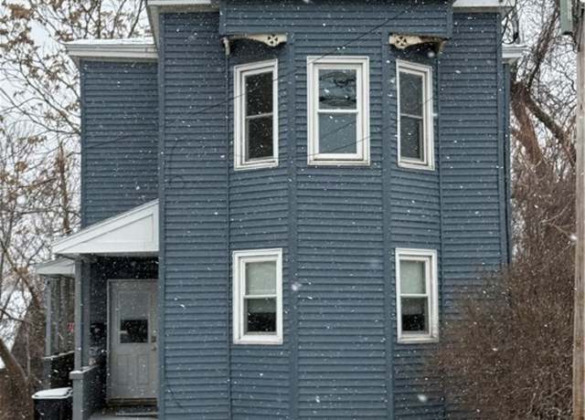 Property at 319 W Manlius St, Dewitt, NY 13057, 3 beds, 2 baths