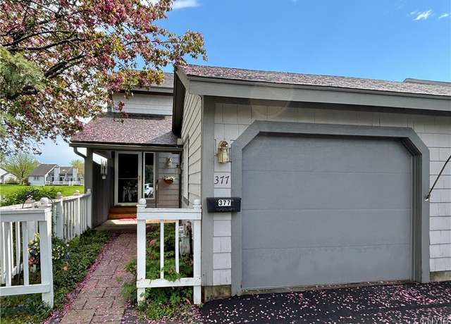 Property at 377 Summerhaven Dr N, Manlius, NY 13057, 2 beds, 1.5 baths