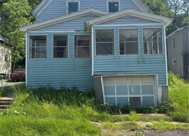 Property at 77 Third St, Gloversville, NY 12078, 3 beds, 1 bath