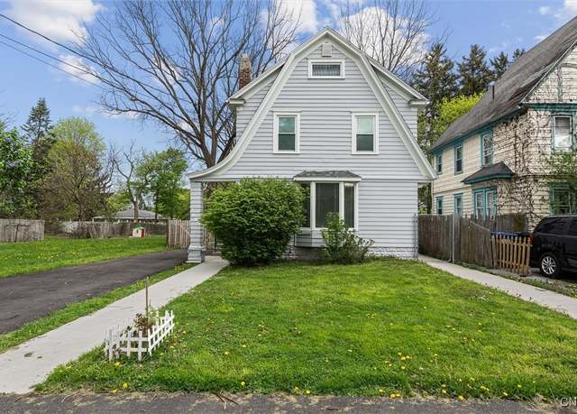 Property at 2665 E Fayette St, Syracuse, NY 13224, 3 beds, 1.5 baths