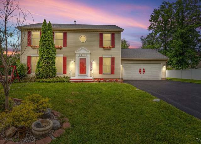 Property at 8452 Rollercoaster Dr, Cicero, NY 13039, 4 beds, 2.5 baths