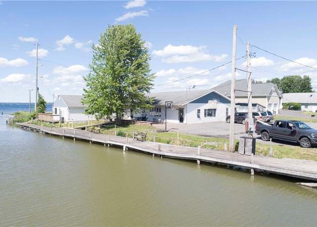 Property at 303 Barrett Ln, Sullivan, NY 13037, 1 bed, 1.5 baths