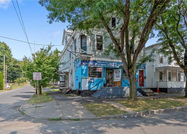 Property at 514 Highland St, Syracuse, NY 13203, 4 beds, 3.5 baths
