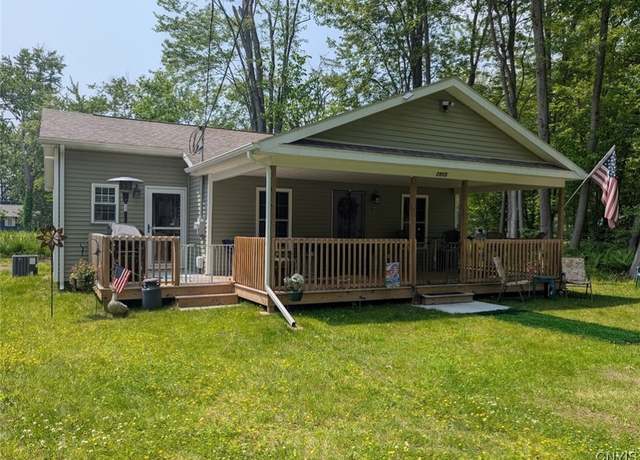 Property at 2805 Pleasant Ave, Vienna, NY 13157, 2 beds, 2 baths