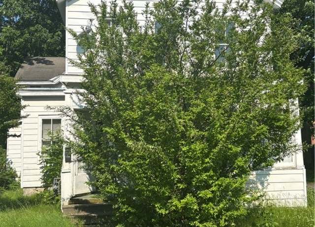 Property at 32 Broad St, Gloversville, NY 12078, 4 beds, 2 baths