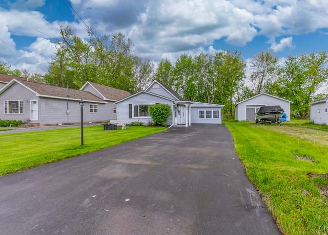 Property at 6054 Muskrat Bay Rd, Cicero, NY 13029, 3 beds, 1 bath