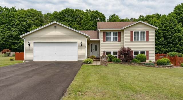 Photo of 40 Phyllis Ln, Hastings, NY 13076