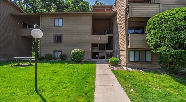 Photo of 279 Watertree Dr, East Syracuse, NY 13057