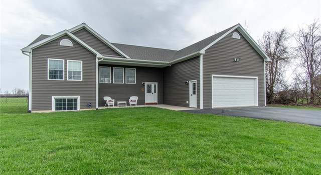 Photo of 28035 County Route 32, Le Ray, NY 13637