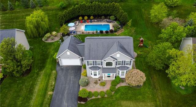Photo of 5061 Yellow Wood Pkwy, Dewitt, NY 13078