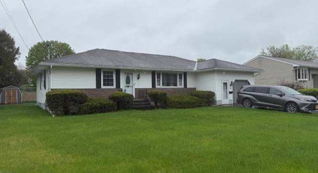 Photo of 450 Oakdale Ave, Utica, NY 13502