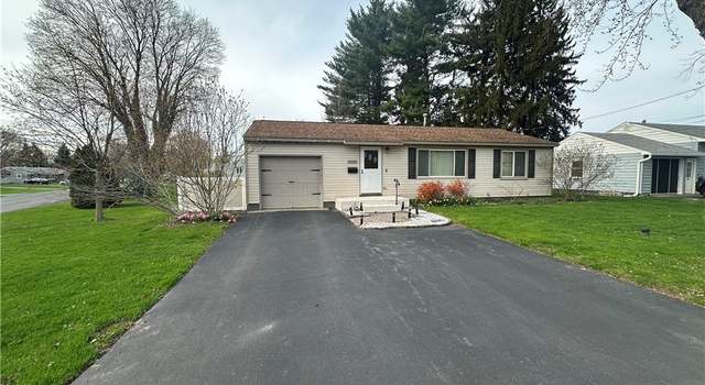 Photo of 98 Hier Ave, Clay, NY 13212