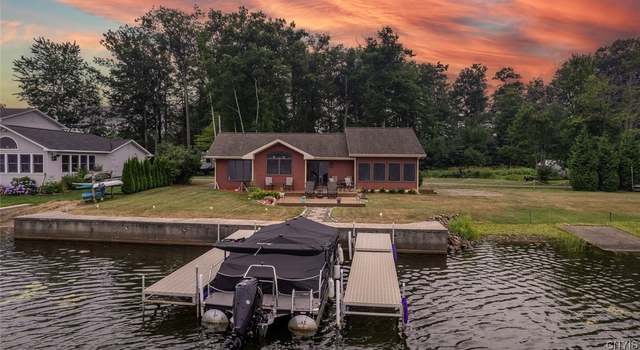 Photo of 63 E Hollis Tract, Pulaski, NY 13142