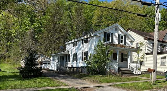 Photo of 1001 Utica St, Whitestown, NY 13424