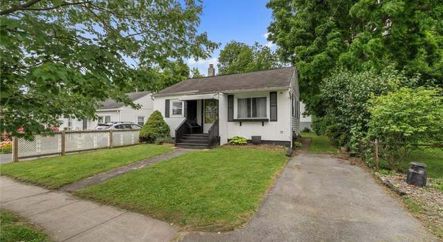 Photo of 107 Edgeware Rd, Syracuse, NY 13208