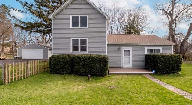 Photo of 314 Gillespie Ave, Camillus, NY 13219
