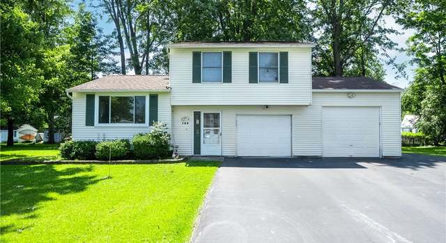 Photo of 109 Roundmill Ln, Minoa, NY 13116