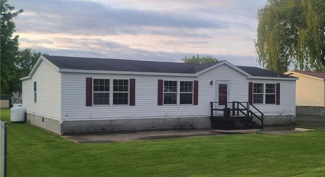 Photo of 1069 Pine St, Cape Vincent, NY 13618