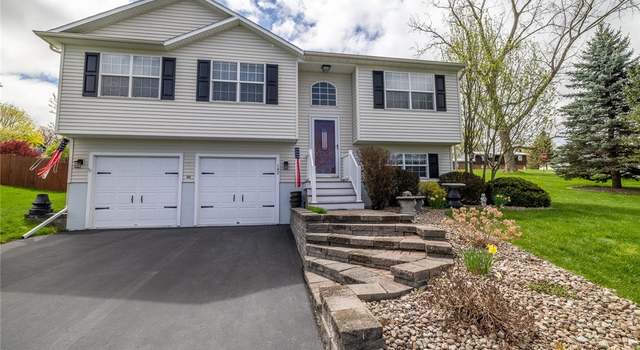 Photo of 142 Circle Dr S, Lenox, NY 13032