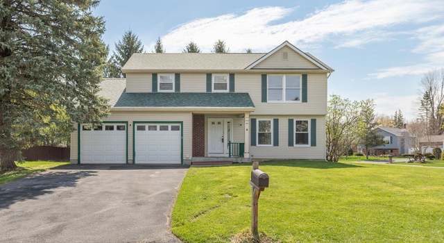 Photo of 10 Inglesid Ln, Salina, NY 13090