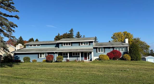Photo of 1 Lloyds Ln, New Hartford, NY 13413