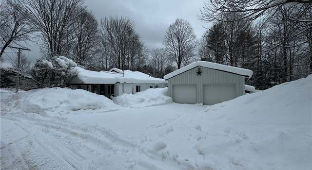 Photo of 14 Pine Grove Dr, Williamstown, NY 13302