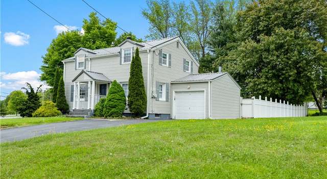 Photo of 11 Evalon Rd, New Hartford, NY 13413