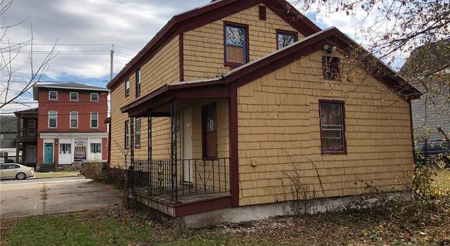 Photo of 926 Sunset Ave, Utica, NY 13502