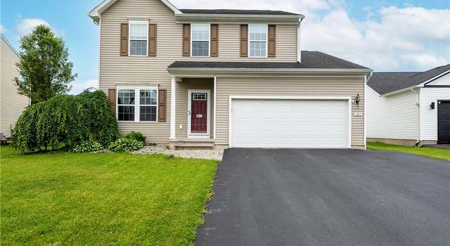 Photo of 103 Lake Forest Dr, Manlius, NY 13116