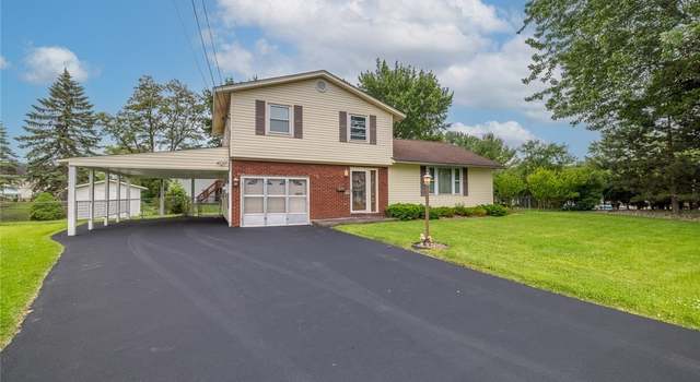 Photo of 6933 Shannon Way, Liverpool, NY 13088