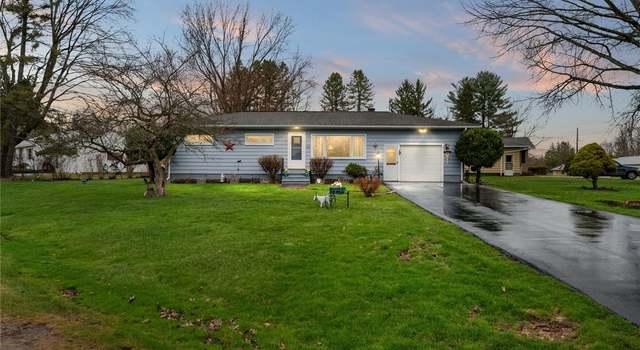 Photo of 22 Harts Hill Cir, Whitestown, NY 13492