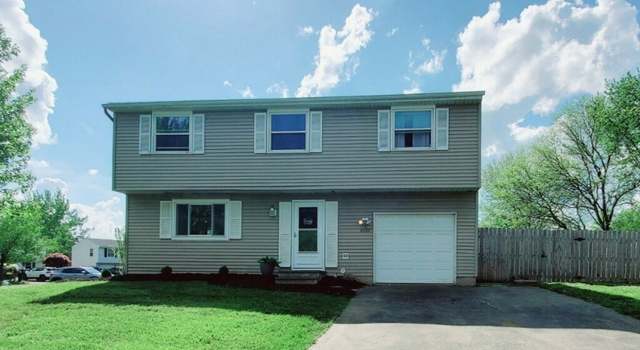 Photo of 8228 Lucchesi Dr, Clay, NY 13041