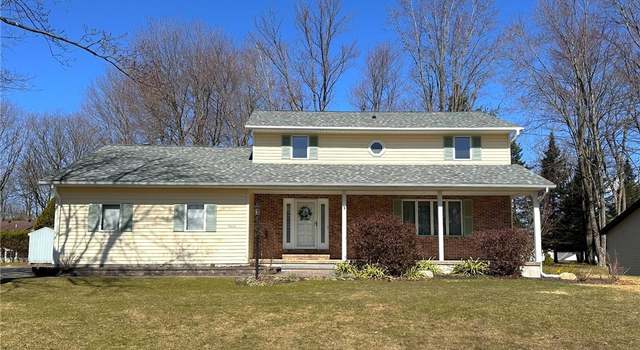 Photo of 11 Wood Dale Rd, Whitestown, NY 13492