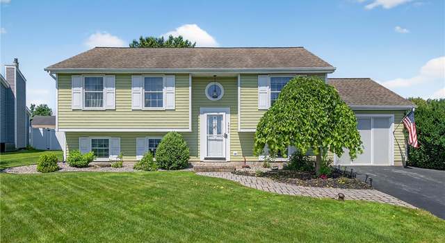 Photo of 4990 Alfred Dr, Liverpool, NY 13090