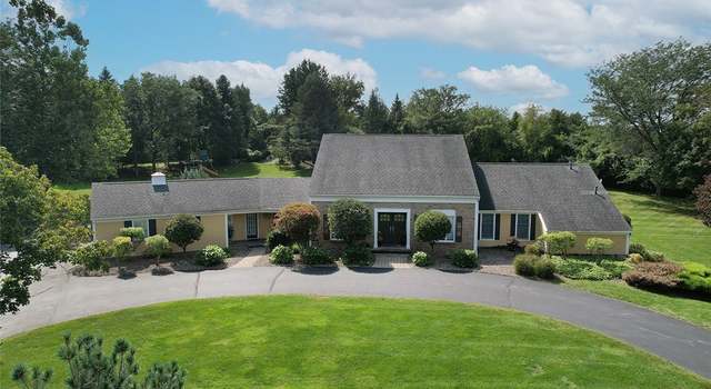 Photo of 6972 Colonial Dr, Fayetteville, NY 13066
