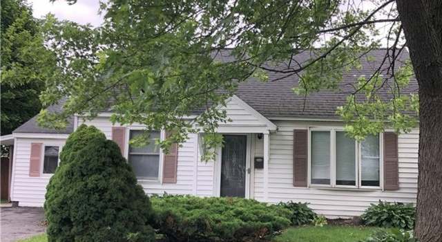Photo of 302 Hyland Dr, Syracuse, NY 13212
