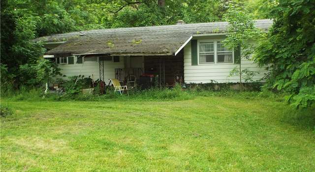 Photo of 322 Falls Blvd, Chittenango, NY 13037
