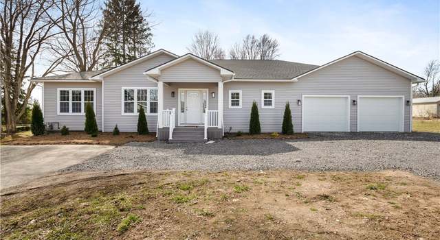Photo of 7623 River Rd, Lysander, NY 13027