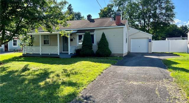 Photo of 31 Pinecrest Rd, Whitestown, NY 13492