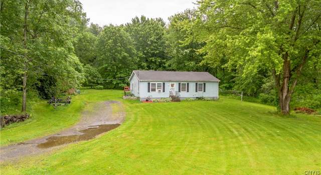 Photo of 1132 Walnut Grove Rd, Chittenango, NY 13030