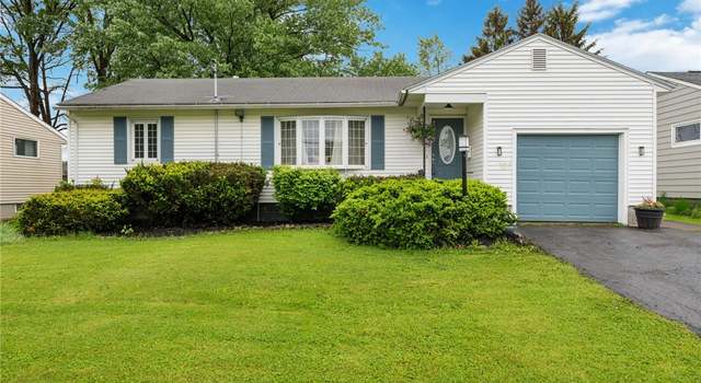 Photo of 707 Hanover Ave, Liverpool, NY 13088