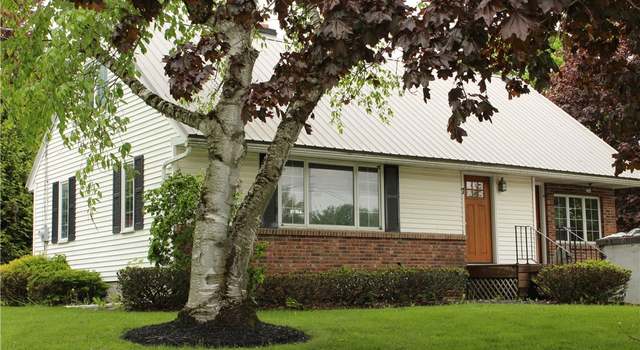 Photo of 7 Catlin Ave, Sauquoit, NY 13456